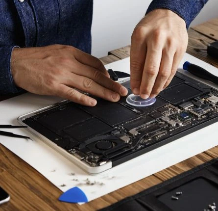 MacBook Repair Bali Nagar