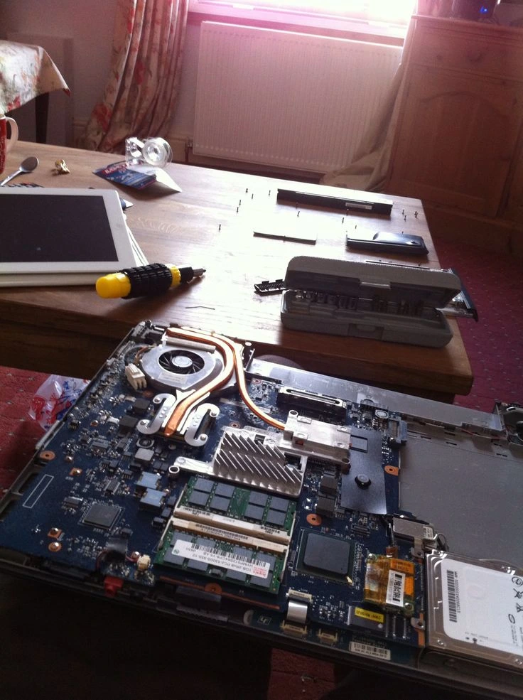 Macbook Repair East Delhi