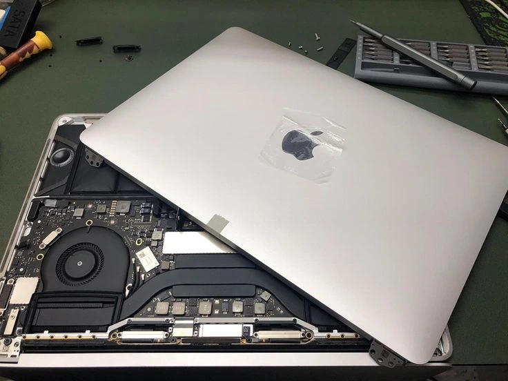 MacBook Repair Kirti Nagar